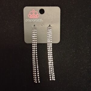 *NWT* PAPARAZZI *CLEARANCE* Gunmetal Rhinestone Strand Drop Earrings